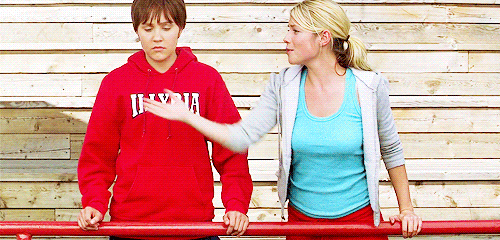 cantcontrolthegay: weatherall:   #one day olivia is gonna realize viola’s brother