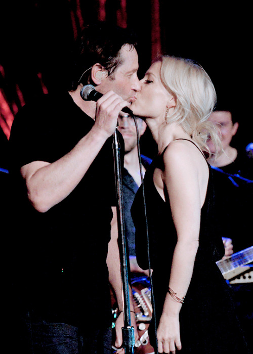 thexfiles:David Duchovny and Gillian Anderson onstage at The Cutting Room in New York City on May 12