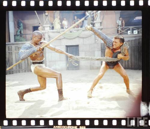Woody Strode vs. Kirk Douglas in Spartacus(J.R. Eyerman. 1959?)