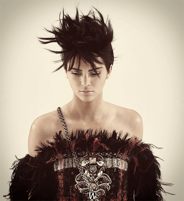 wantering-blog:  Be irreplaceable. Be different. Dare to wear unique Chanel fashion