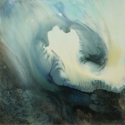 wave. Artist Lia Melia