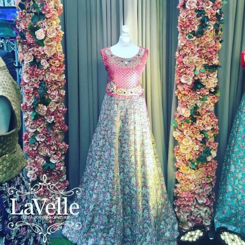 #Repost @lavelle_designerwear ・・・ ✨40% off✨ Our floral collection is on offer for the month of Janua