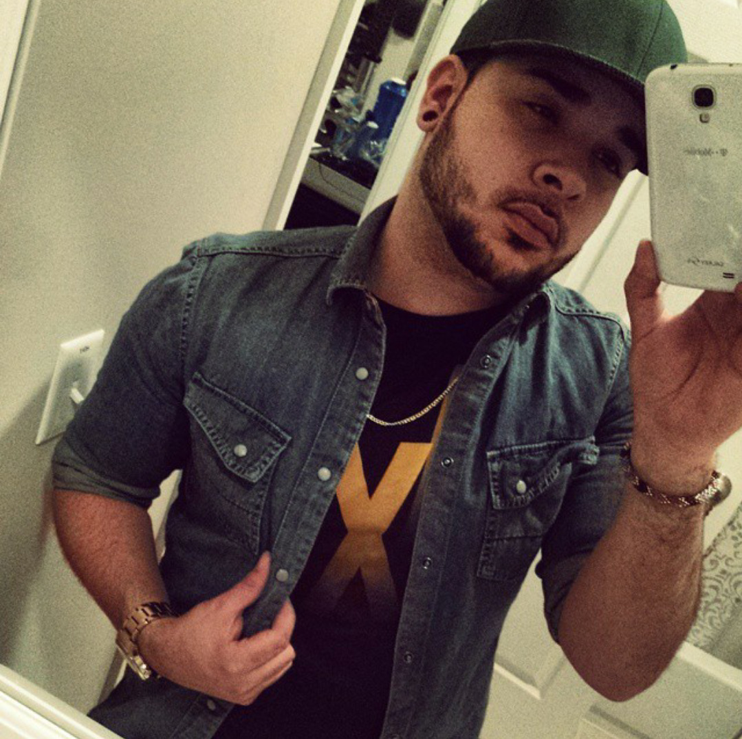betomartinez:  Thanks DV for the hot pics!  Hit him up at: IG &amp; Twitter :