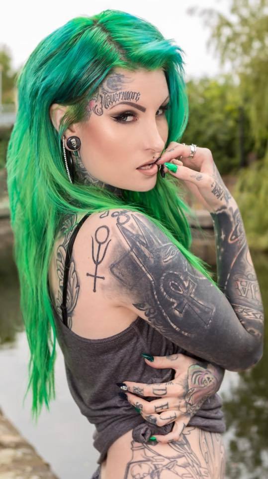 tattedbeautues:    Lusy Logan  