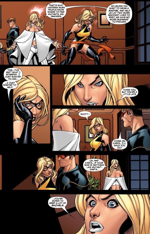 panels-of-interest:Emma Frost vs. Ms. Marvel.[from New X-Men (2004) #28]