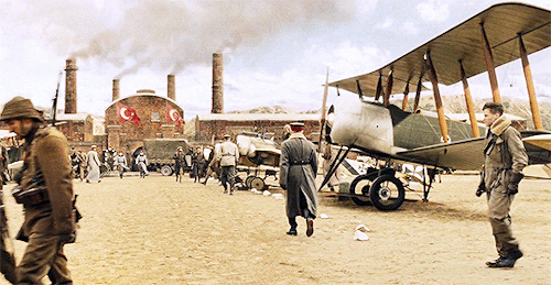 chrispsource: Wonder Woman dir. Patty Jenkins (2017)