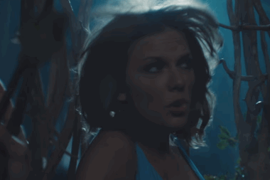 outoftheswoods:  Taylor Swift’s Out of the Woods music video (x)