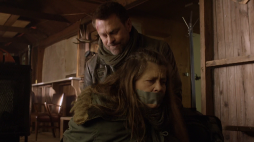 lets-kriyazur-rhan: Linda Hamilton bound and gagged in the TV Serie Defiance