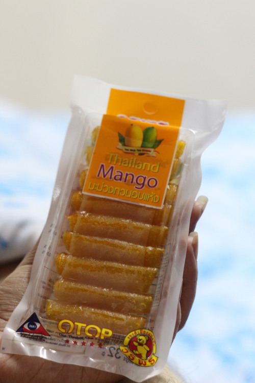 Mango sheet. (Dried mango paste)