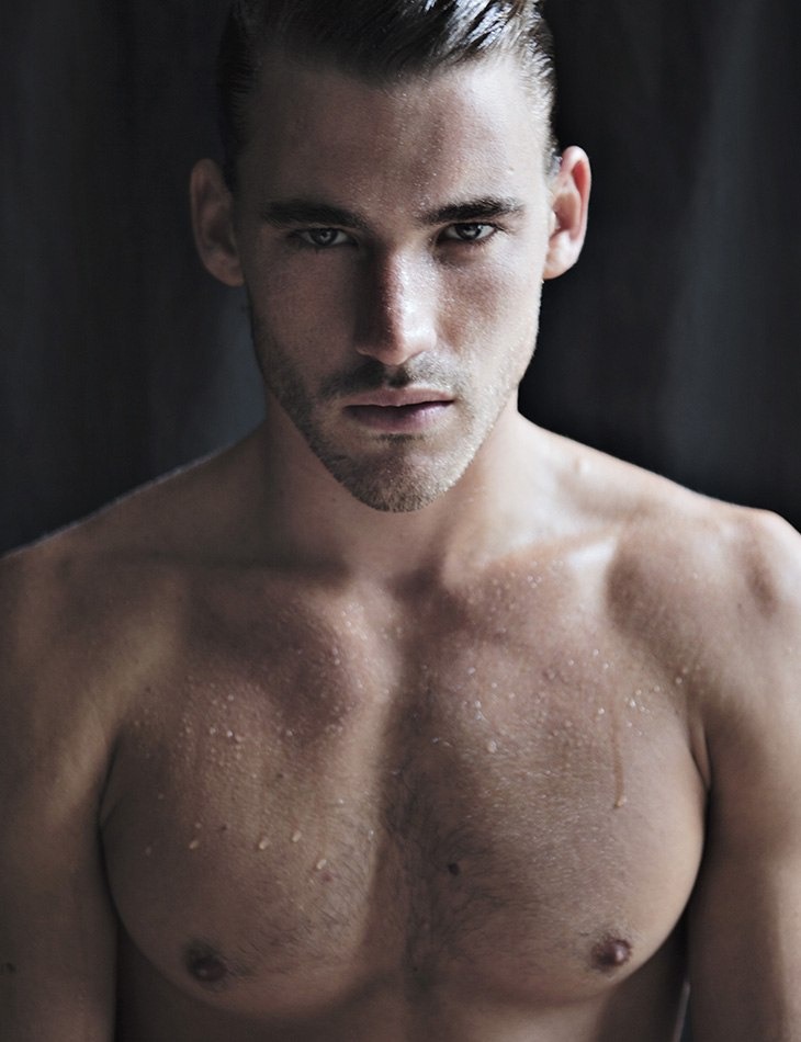 takemetobedandloosemeforever:  Eric Monzalok