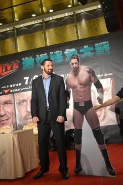 ohwadebarrett:  I think he is going to have a life size cut out of himself or whatever it is those things are called.