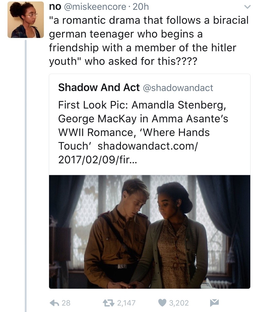 carefreeblackho:  fuckrashida: Screeching @ this thread 😭😭😭  I love her
