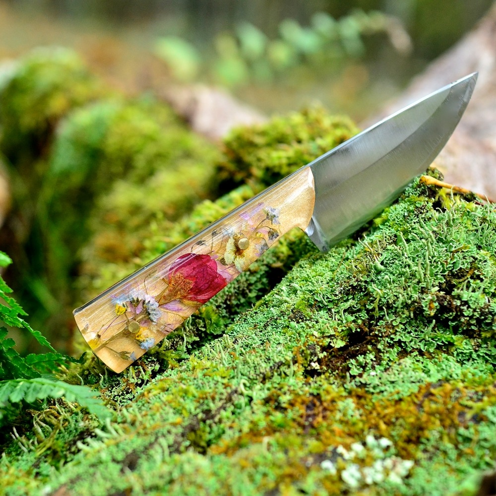 sleepywitchmc: sosuperawesome:  Botanical Knives Pocono Mountains Forge on Etsy See