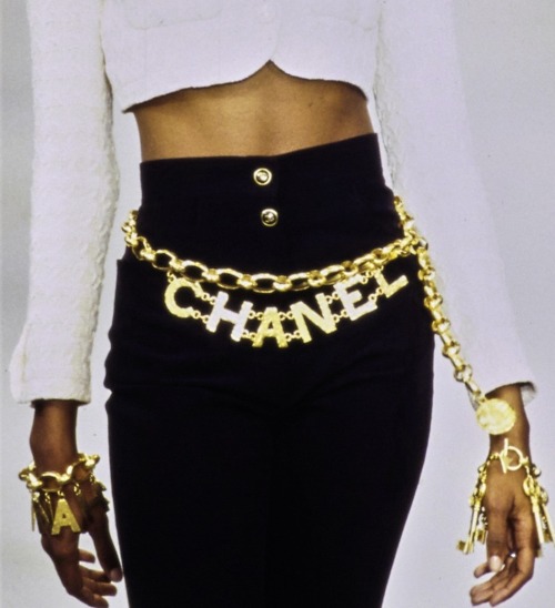 Chanel S/S 1993 Hammered Logo Gold Link Chain Belt