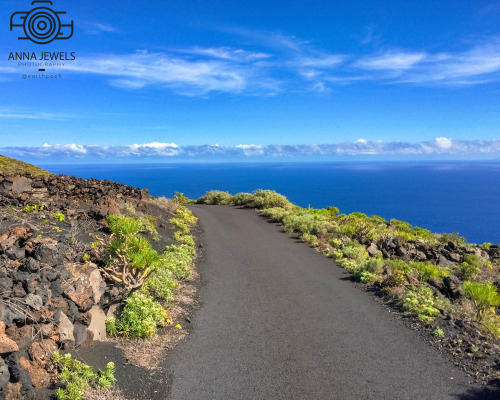 La Palma - Canary Islands - Spain (by Anna Jewels (@earthpeek)) https://www.instagram.com/earthpeek/