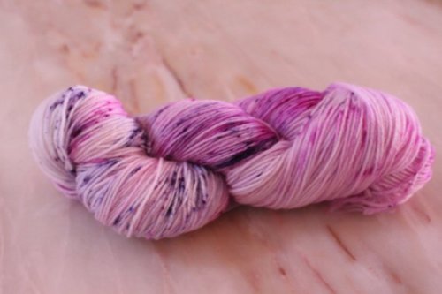 Berry Madness 4ply Sock Yarn //DyeingtoKnitDesigns