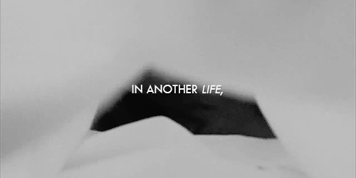 quinnzzz:  — The past is like a handful of dust.It filters through your fingers, disappearing 