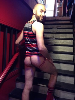 pissandbeer:  I really like this jock!