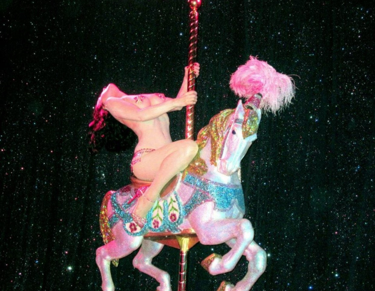 Advocating glamour.