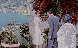ingridbergman:Cary Grant & Deborah Kerr holding hands in An Affair to Remember (1957)