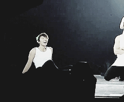 superandyy:  Please don’t stop laughing lee donghae &lt;3 