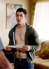 moded1:  Good God this boy is HOT