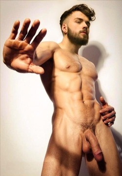 CoolNakedMenPics