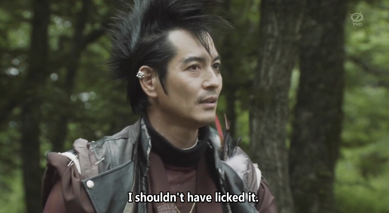 leonhardt-ani:  It was a cool move, licking the blade like that (I know this isn’t