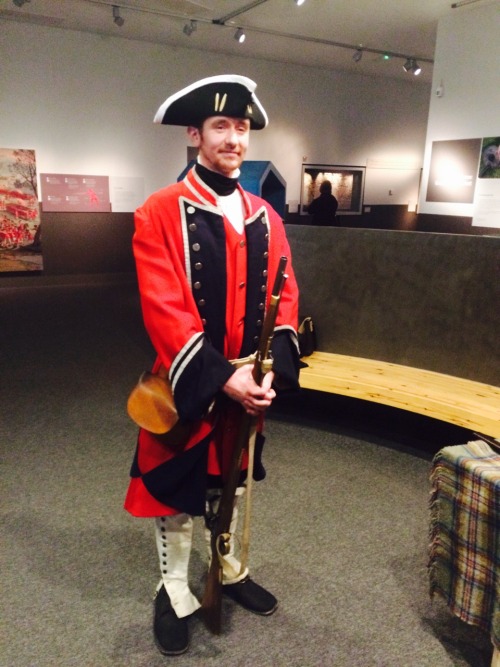 bantarleton:Some more redcoat spam of me working at Culloden, because… God Save King George!