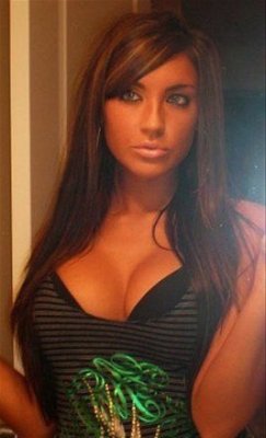 girlfriend-selfies:  See even more free naked selfies at NUDE GIRLFRIEND SELFIES!