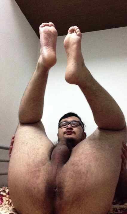 monkbear110:  He reminds me 芋洗坂係長  😍😍😍😍