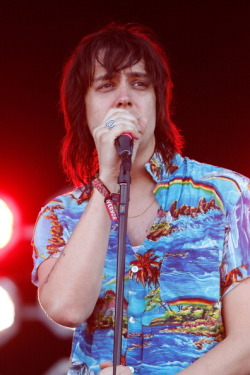 livefastdiechung:  The Strokes perform on day 2 of the 2014 Governors Ball Music Festival at Randall’s Island on June 7, 2014 in New York City. 