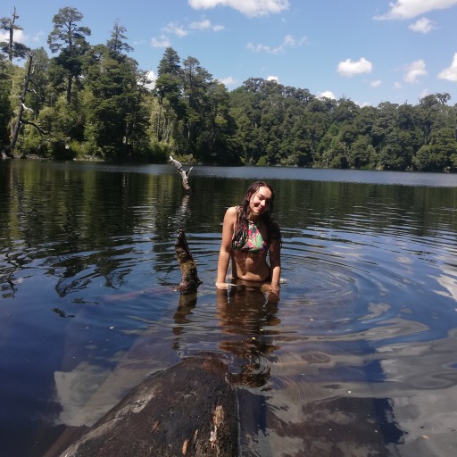 "El patito feo se convirtió en cisne. La oruga en mariposa. Y tú, siempre fuiste hermosa."