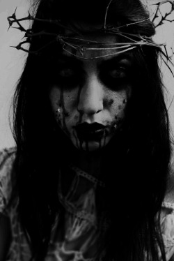 satanic-girl:  ✷✷✷ More edits from Satanic Girl here ✷✷✷  