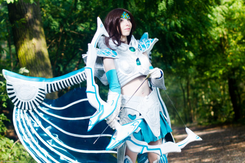 cosplayfanatics:  Shana - Legend of Dragoon by dandlit