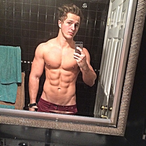 lumbrjax:  Instagram user @thomas_keal http://ift.tt/1Vq2Daa 