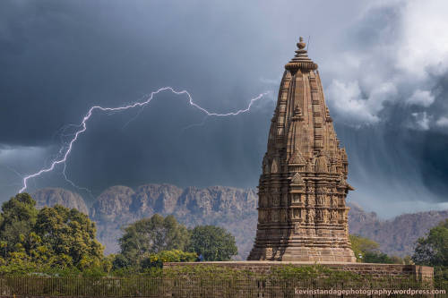 Javari Temple at Khajurao, photo by Kevin Standage, more at https://kevinstandagephotography.wordpre