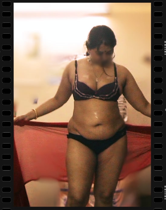 mahendraagarwal:  बेकरार चूत