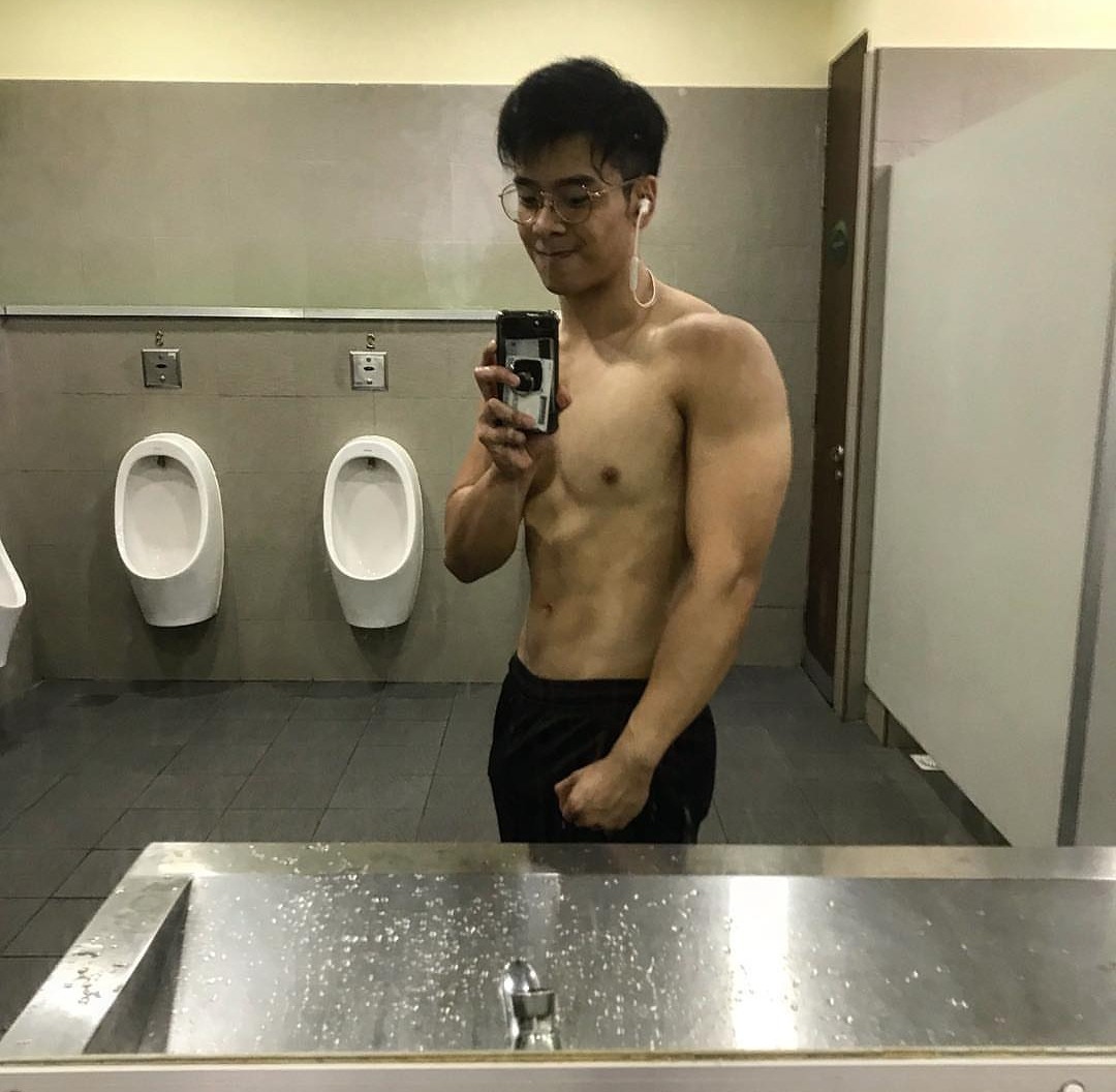 sggayhunks: Follow @gabbleecj 