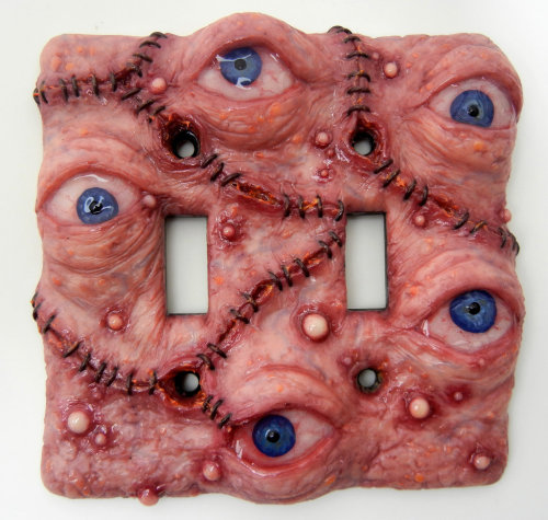 mortifiedandawesome:  Too icky for me but they are magnificent! 