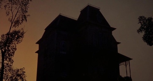 ozu-teapot: Psycho II | Richard Franklin | 1983