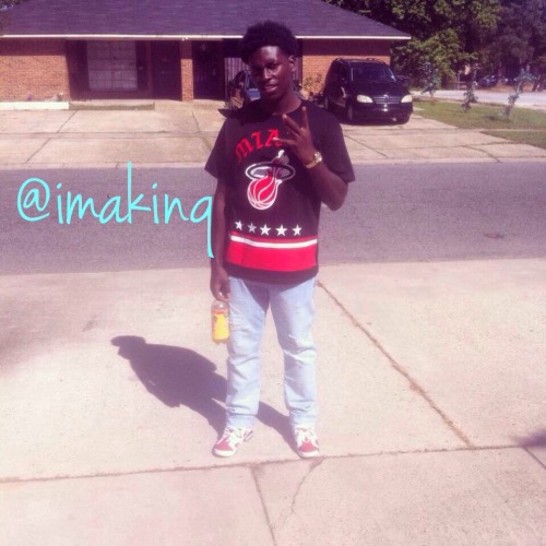 imakinq:  Mike .