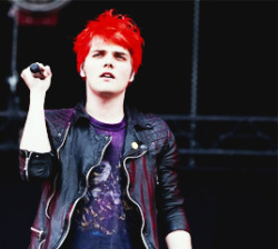 mrmikeyway: gerard icons /// red hair 