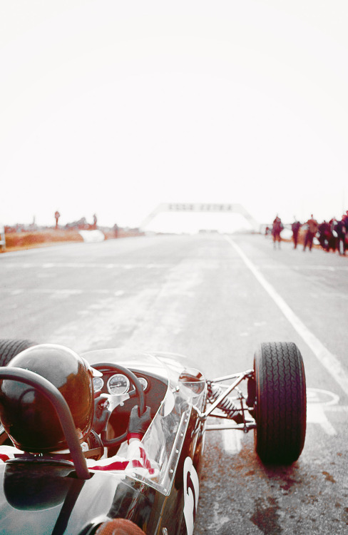 coffeebreakexpresso:   #F1#Jochen Rindt#Brabham#racing#cars#motorsport#1960s