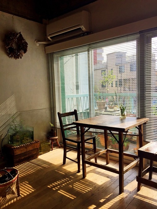 tokyogems: had the afternoon to myself so i went to a cute cafe in mejiro. うぐいすと穀雨でのんびり。