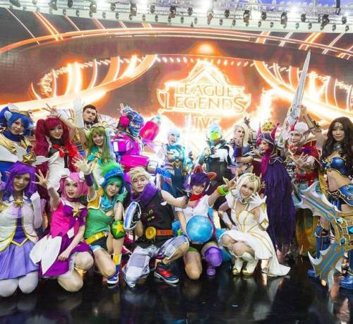 Here’s some more wonderful photos of the cosplayers we collaborated with at League of Legends 