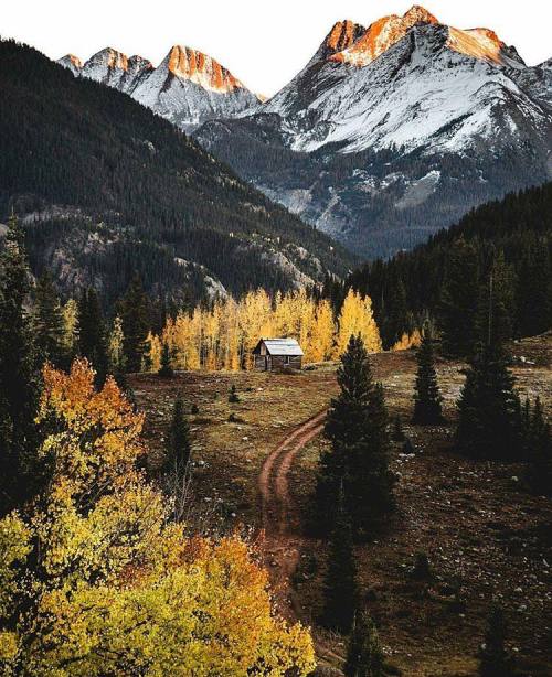 autumn-fireside:Justin Scudney