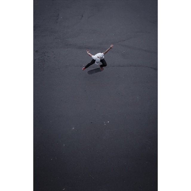 redbrickzine:
“@golinger - kick flip. As seen in #issuu no.2 (Link in bio) 📷 @brodhead #skateboarding #redbrickzine #zine
”