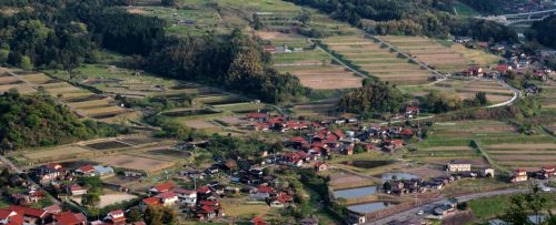 View over the historic village of Tsuwano, Shimane. Photo by Japanresor (CC BY-SA).