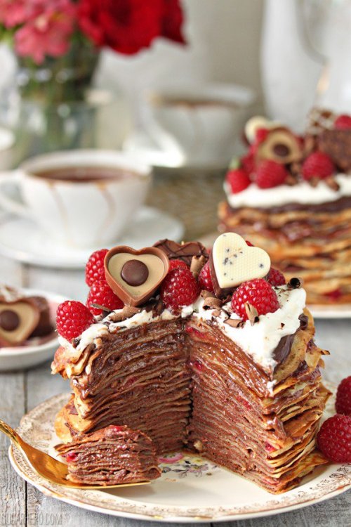 tarmahartley: sweetoothgirl: Chocolate Raspberry Crepe Cake @metaphoricalmelodies